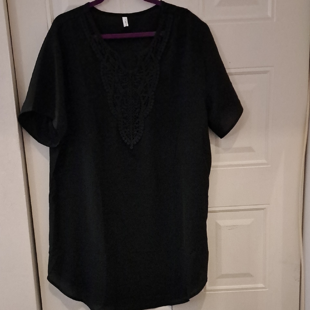 black tunic styld blouse 2XL